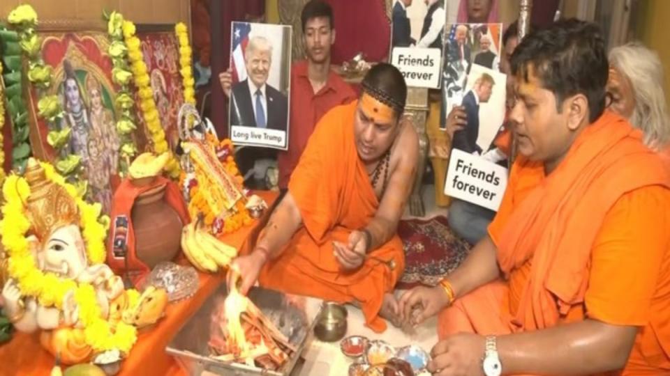 hindusenaconductsspecialhawanfordonaldtrumpswellbeing