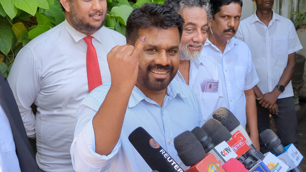 srilankaelectedmarxistleaninganurakumaradissanayakeasitsnewpresident