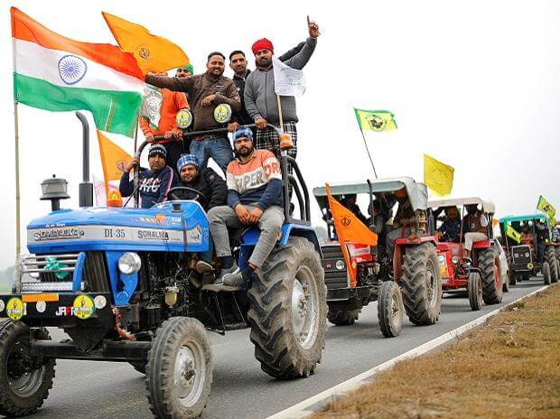 farmstir:farmersunionstocarryouttractorparadeindelhionrepublicday