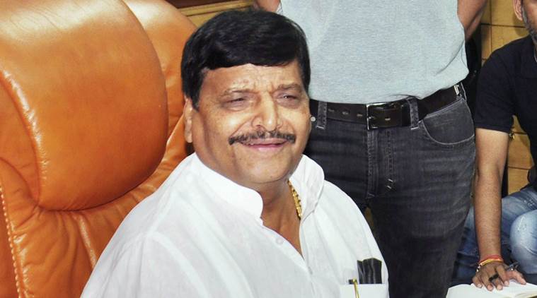 ministerclosetocmakhileshexpelledfromspbyshivpalyadav
