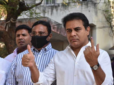 telanganamlcelectionsvotingunderwayktramaraomahmoodalicastsvotes