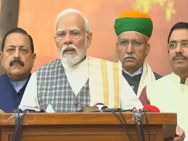 dontventfrustrationofassemblypollsdefeatinsideparliament:pmmoditoopposition