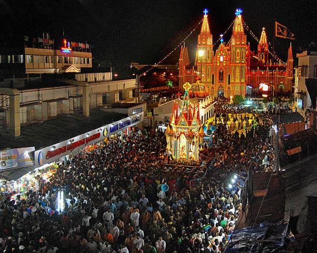 velankannibasilicaannualfeststartsintamilnadu