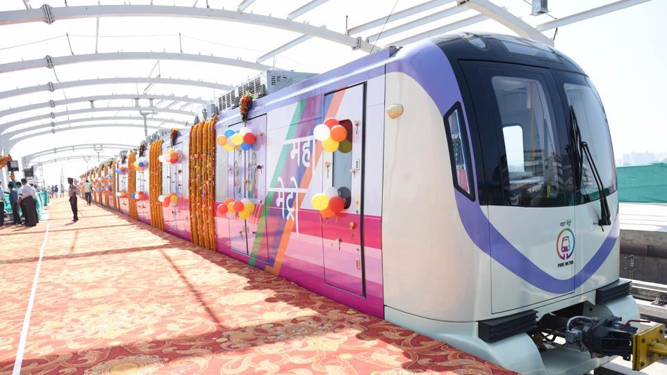 threelinesofpunemetrowillbeoperationalin2022:prakashjavadekar