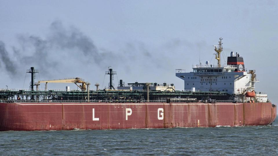 Tanker Carrying 15,400 Tonnes of LPG Arrives at JNPA in Navi Mumbai