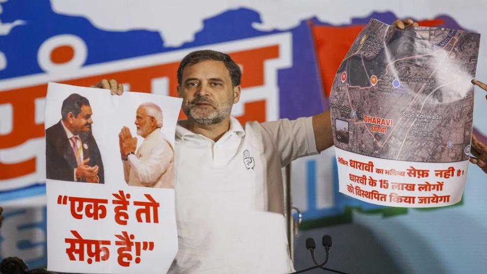 rahulgandhimockspmmodi’s‘ekhaitohsafehai’slogan