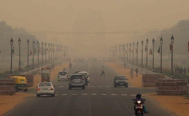 minimumtemperaturedipsto2degreecelsiusindelhi
