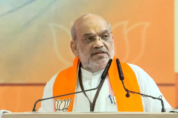 modigovthasnotimportedandwillnotimportasinglegramofmilkpowder:amitshah