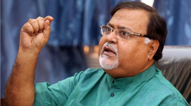 cbisummonswbministerparthachatterjeeinconnectionwithsaradhascamprobe