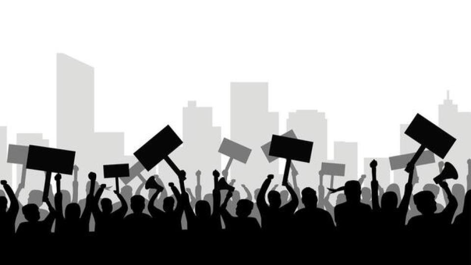 Mango, Cashew Crop Loss Protest Disrupts Mumbai–Goa Highway 