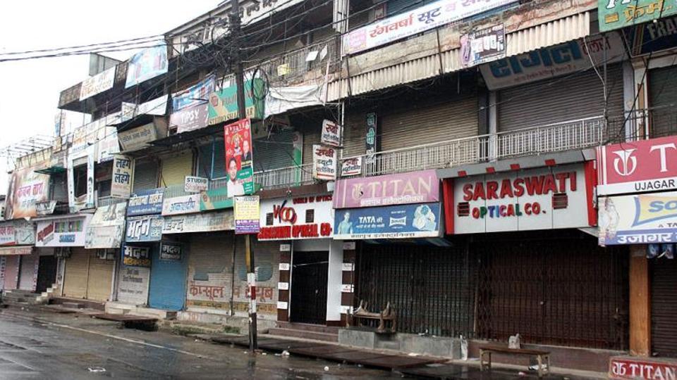curfewcontinueinrajasthansbanswaradistrict