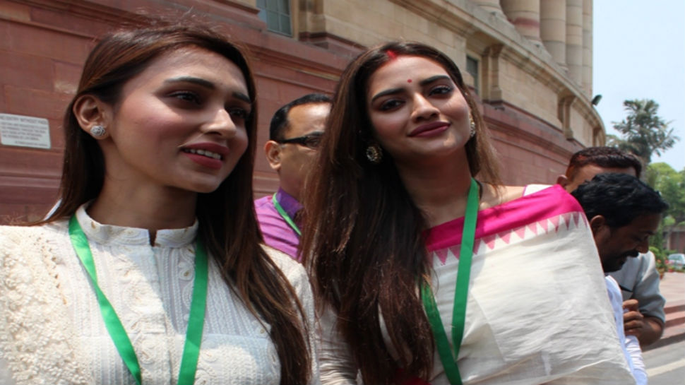 tmcmpsnusratjahanmimichakrabortytakeoathasloksabhamembers