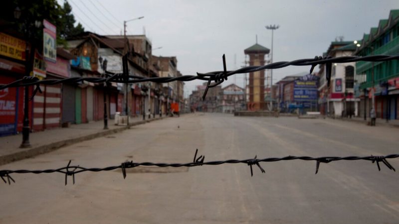 kashmirundercompleteshutdownagainovernewlandlaws