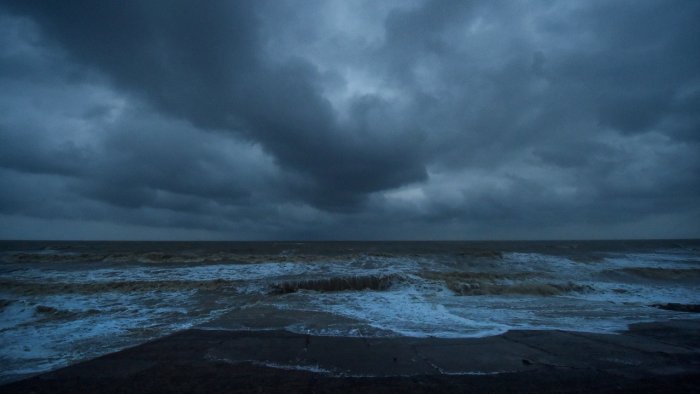 deepdepressionoverarabianseaintensifiesintocyclonicstormbiparjoy