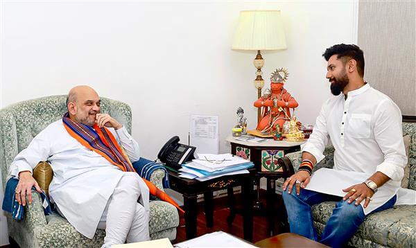chiragpaswanjoinsbjpledndaaftermeetingamitshahandjpnadda