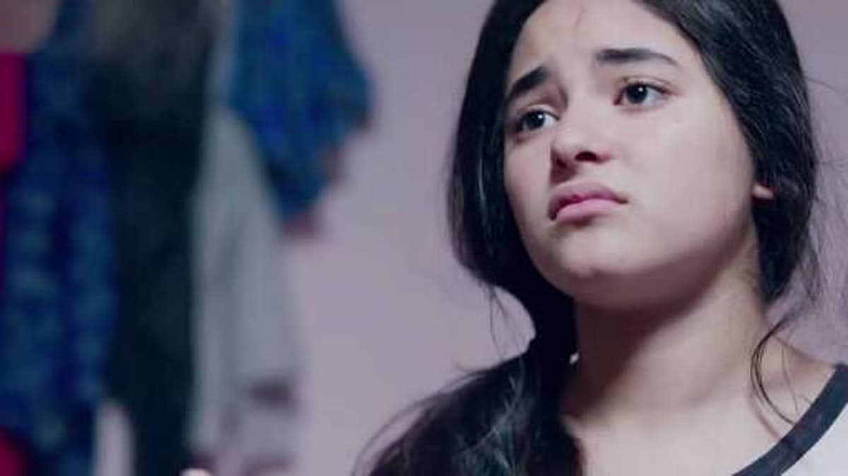 mumbaipolicearrestmansuspectedofallegedlymolestingactorzairawasim