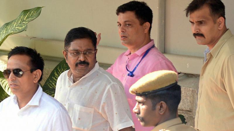 delhicourtgrantsbailtottvdhinakaraninecbriberycase