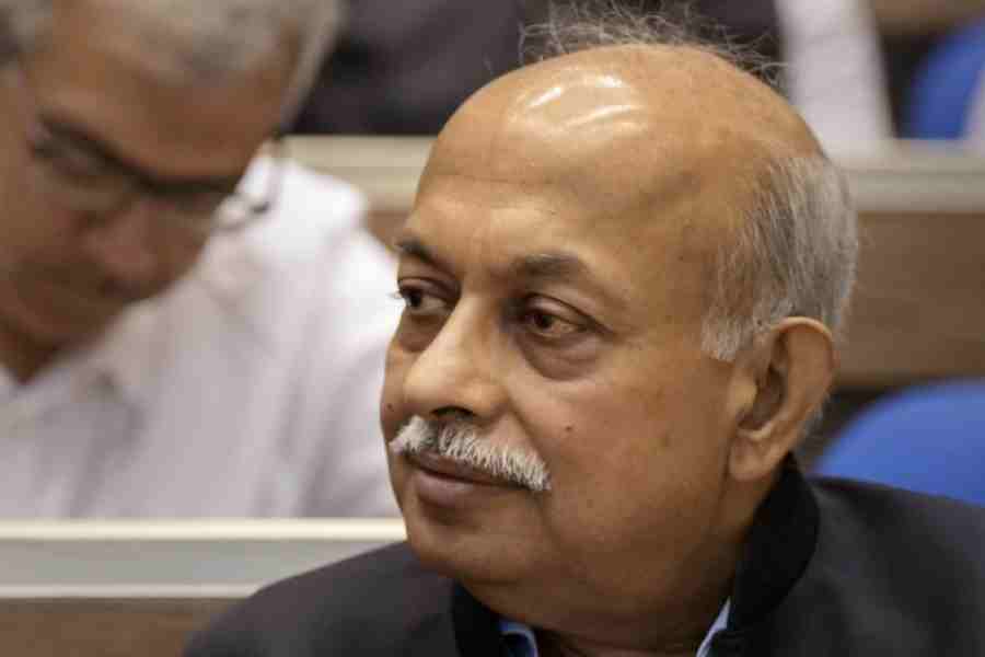 scextendseddirectorsanjaykumarmishrastenuretill15thseptember