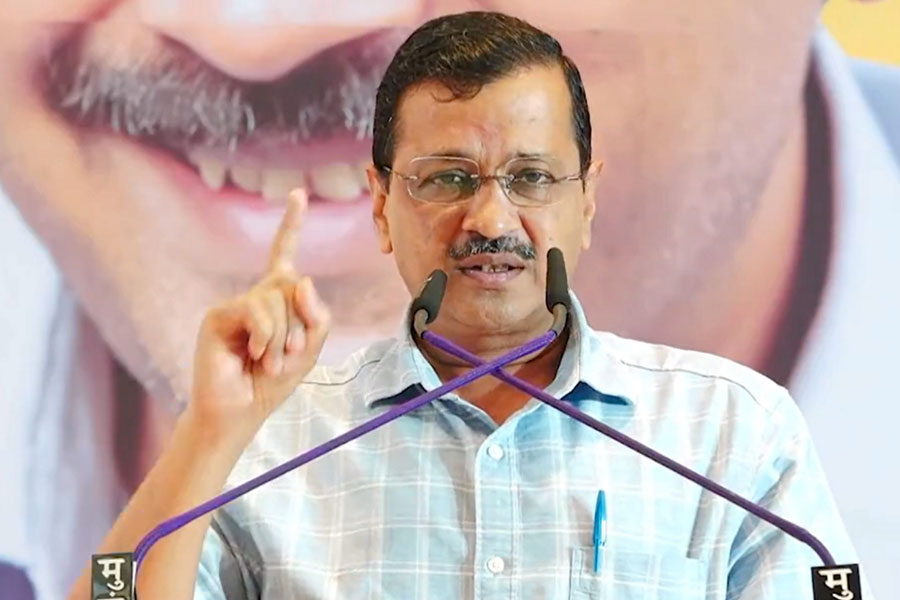 kejriwalrunningawayfromprobe:bjp