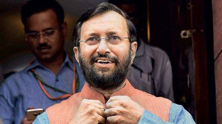 manytouristsplacesinindiabutpoorsanitationkeepspeopleaway:javadekar