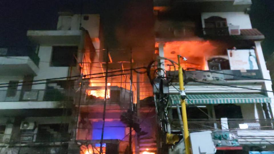 Delhi hospital fire, Death toll rises to 7 as infant succumbs to burns
