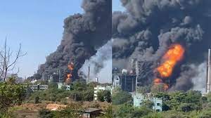 2womenworkerskilled19workersinjuredinmassivefireincidentinnashik