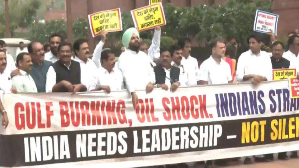 oppositionmpsprotestandseekdebatewestasiacrisis