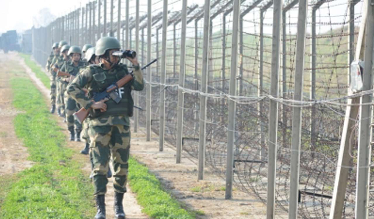 jammuandkashmirinfiltrationbidfoiledonekilled2arrested