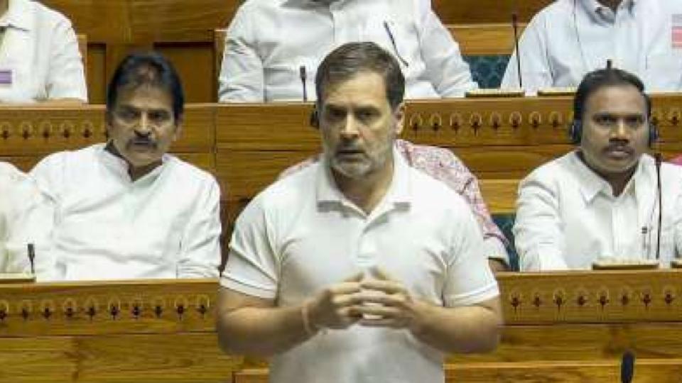 videoofrahulgandhiquotesquranduringspeechinparliament