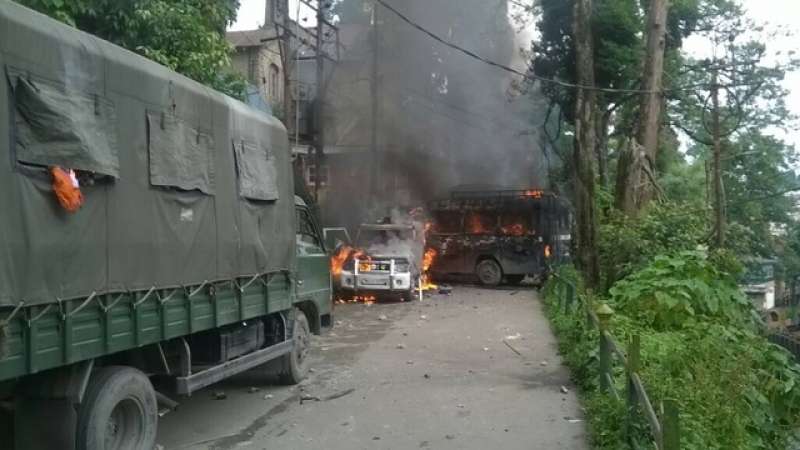 armydeployedindarjeelingasgjmprotestturnsviolent