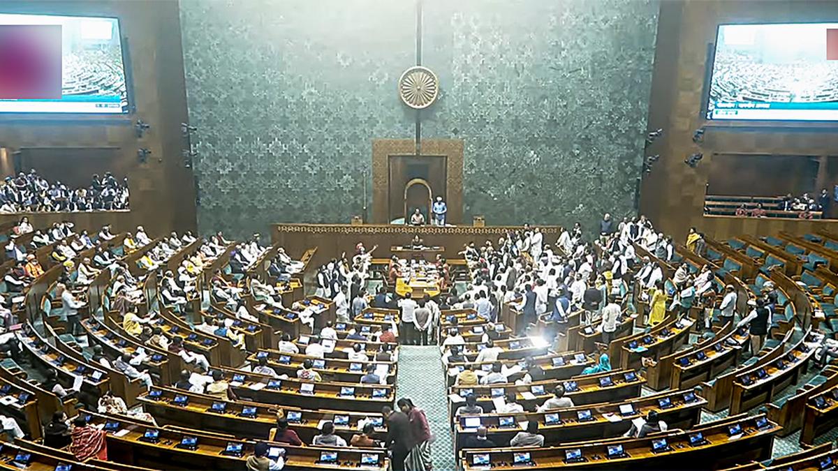 loksabhatobegin2daydebateonconstitutiontomark75thyearofitsadoptiontoday