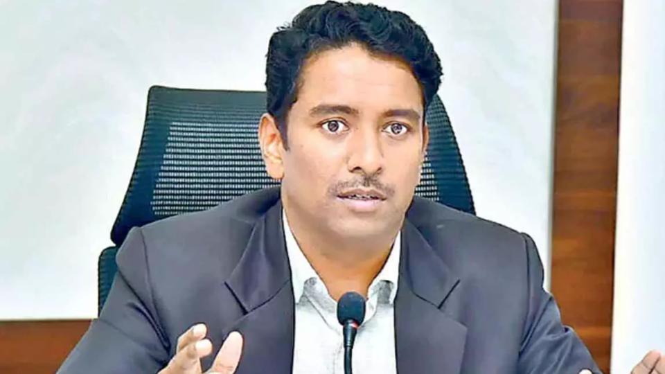 NTR District Collector Launches Car Driving Training For Women