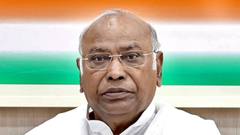 mallikarjunkhargeslamscentreoverfreshfuelpricehike