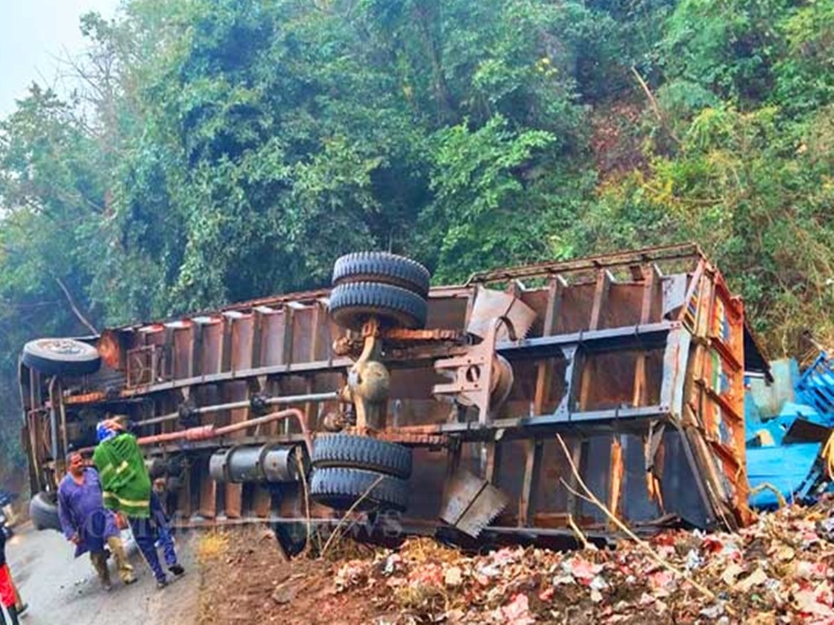 6killed9injuredaftertruckoverturnsinodisha’smayurbhanj