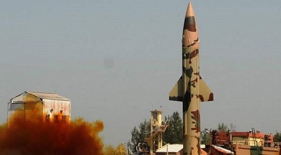 indiasuccessfullytestfiresprithvi2missilecapableofcarryingnuclearweapons