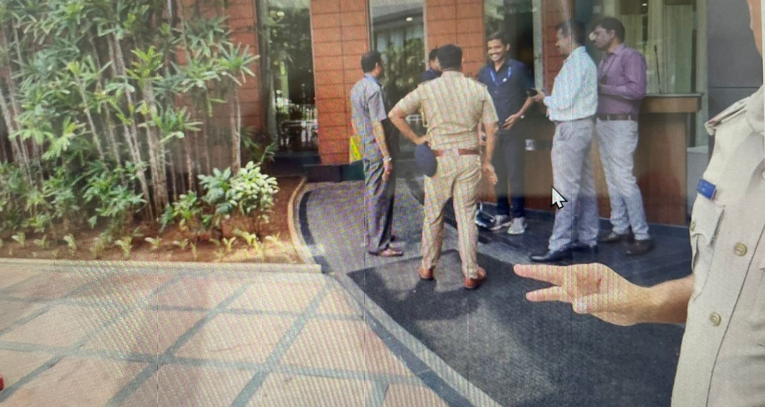 Bengaluru five-star hotels receive bomb threat
