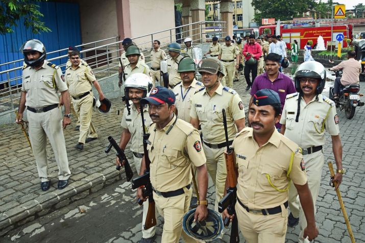ayodhyaverdict:noidapoliceheldtwoinpreventivecustody