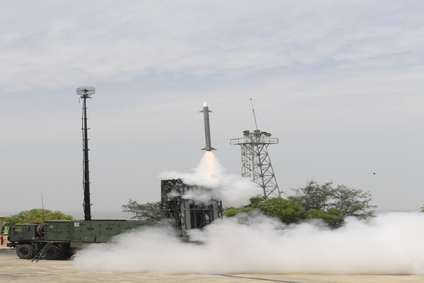 foursuccessfulflighttestsmediumrangesurfacetoairmissilebydrdoandarmy
