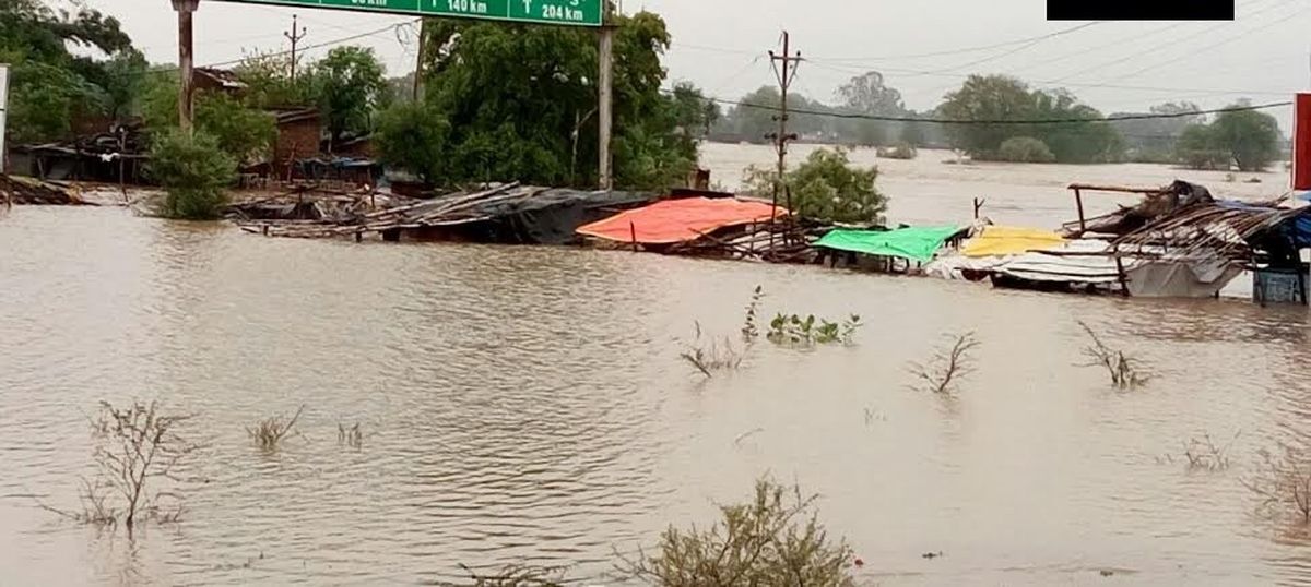 heavyrainlashesinmadhyapradeshrajasthan