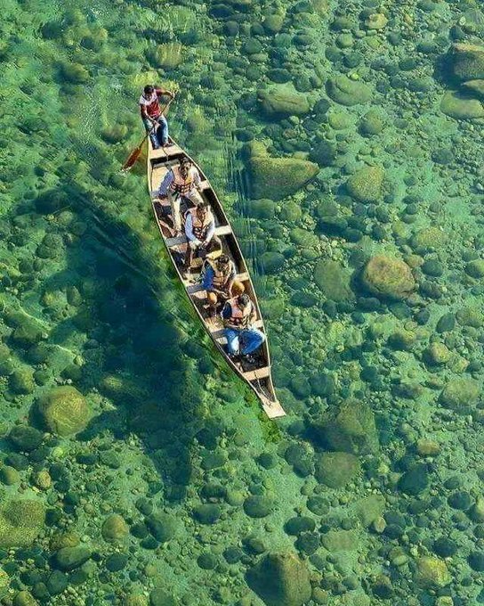 breathtakingphotoofmeghalayastransparentriverleavesdesiswithhope