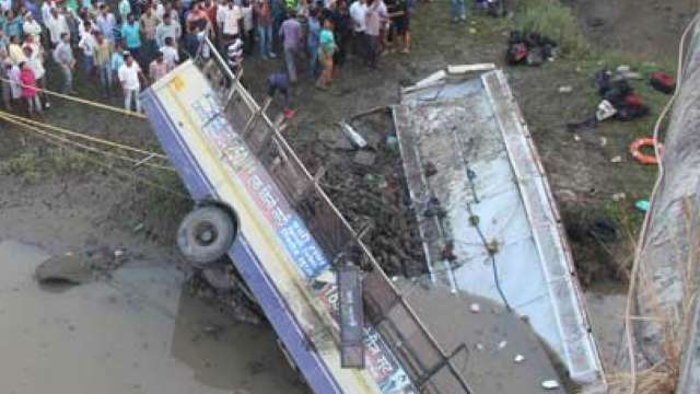 deathtollinmadhyapradeshriveraccidentrisesto21