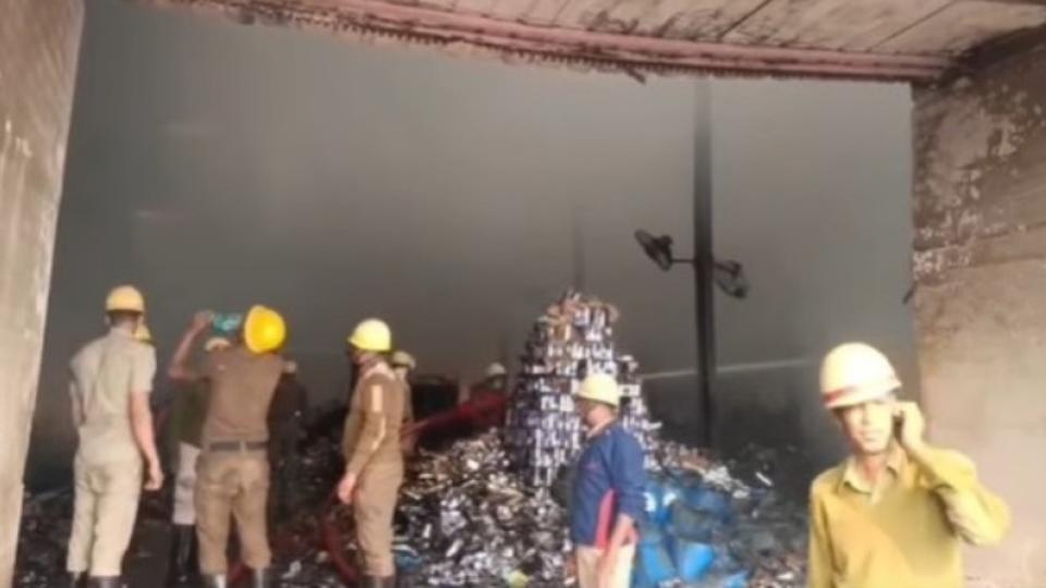 Three dead, several still missing in Kolkata warehouse fire