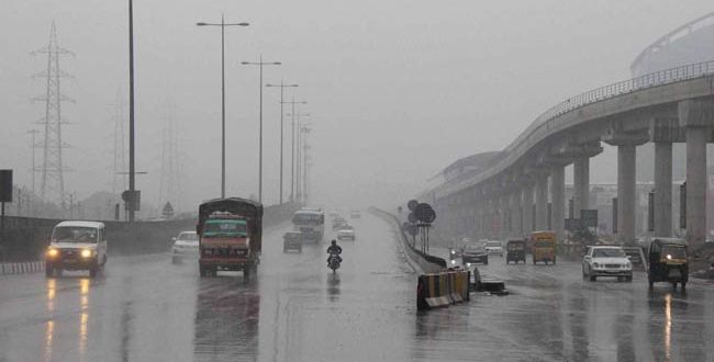 heavyrainslashbengaluru;disruptsnormallife