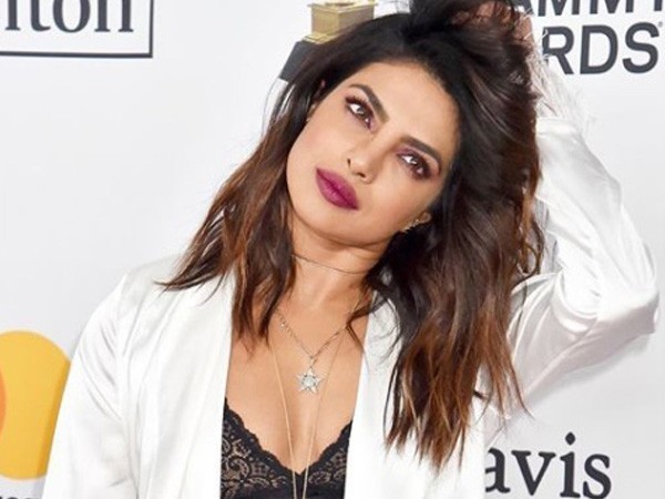 priyankaissoexcitedabouttheskyispink