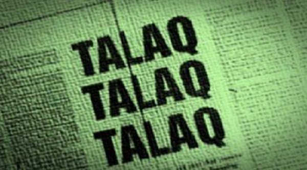 manbookedinkeralaforpronouncingtripletalaqoverphone