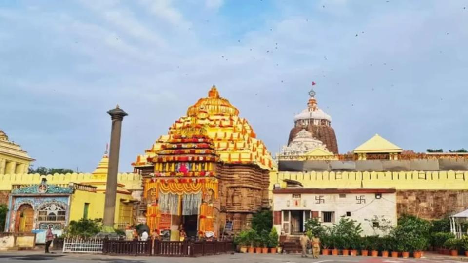purijagannathtemplemakesdresscodemandatoryfordevoteesinodisha