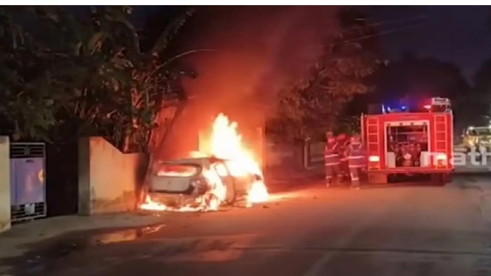 Man charred to death after a running car caught fire in Keralam