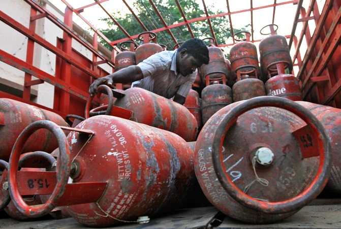lpgpriceswerehikedtodaywereraisednearlyrs50percylinder