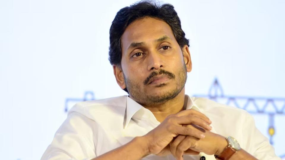 YS Jagan Mohan Reddy gets court relief in convoy death case