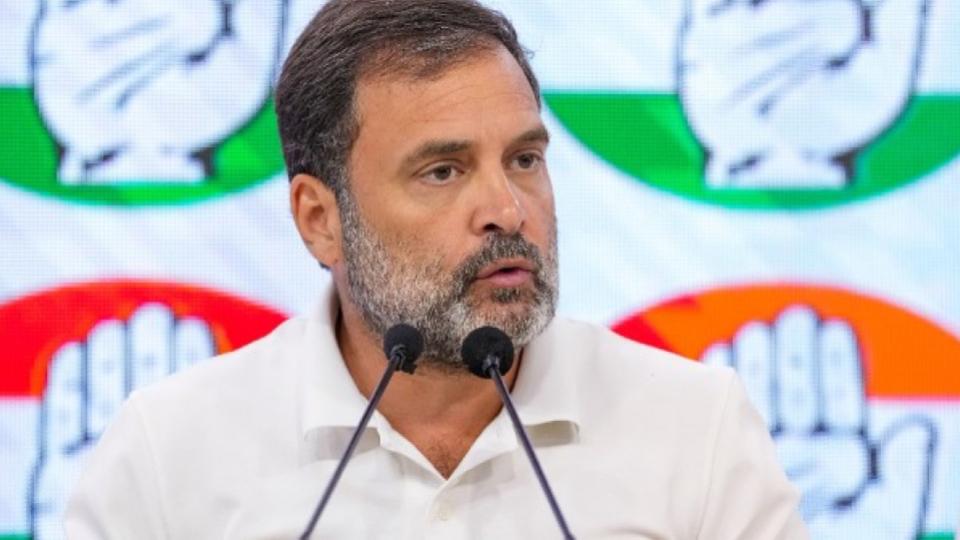 bjp-hits-back-at-rahul-gandhi-and-calls-him-leader-of-pakistan-propaganda